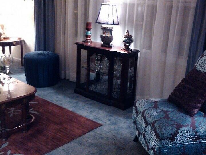 q ottoman instead of a chair, home decor, living room ideas, painted furniture