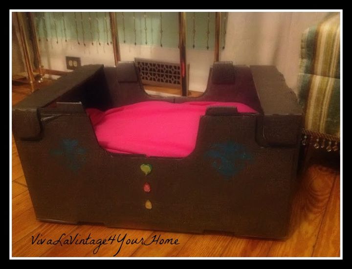 box to bed, crafts, pets animals, repurposing upcycling