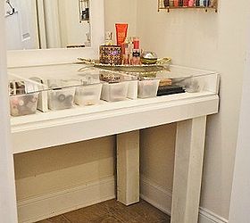 diy glass top makeup vanity desk, diy, how to, painted furniture, The closet is now so useful