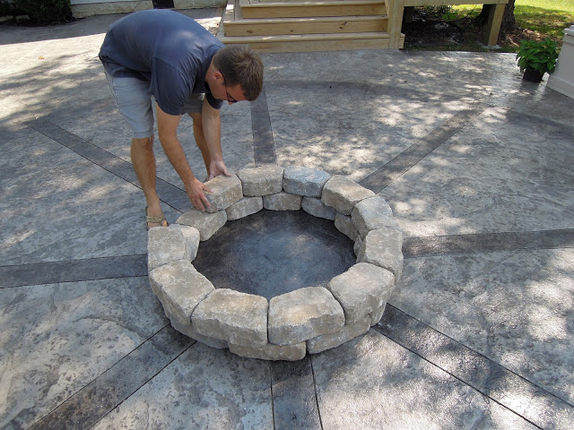 Fire Pit On Concrete Diy Design Hometalk, How To Pour A Concrete Fire Pit