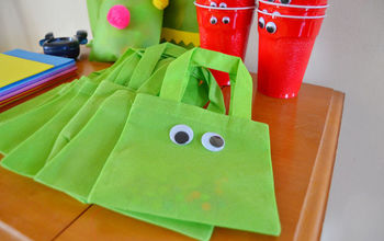 Monster Bag Favors and Craft for a Kiddo Party!