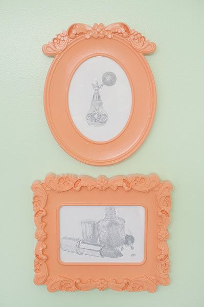5 ways to get this look coral and gray bathroom ideas, bathroom ideas, home decor, painting, storage ideas, Coral Painted Mirror Frame Lookie Loo Photography