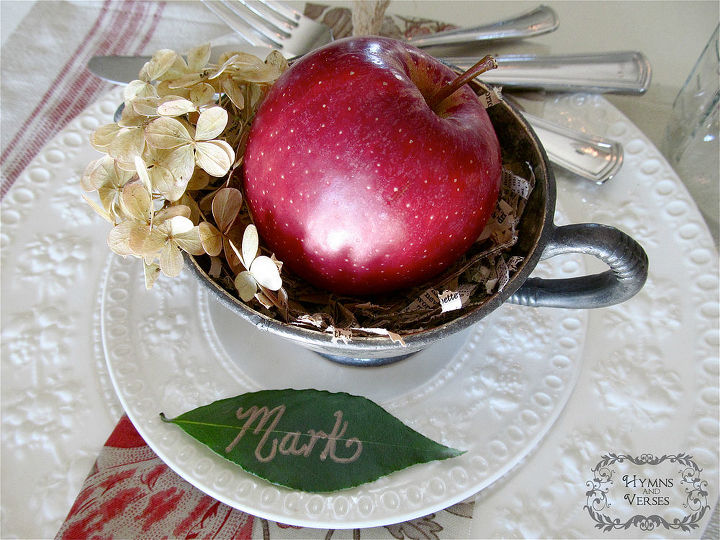 fall decorating with apples, gardening, seasonal holiday decor