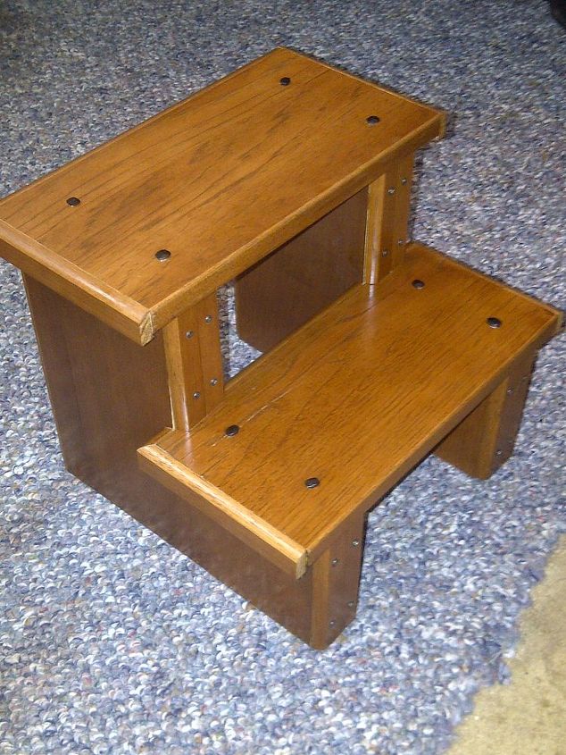 kitchen step stool, home decor, woodworking projects
