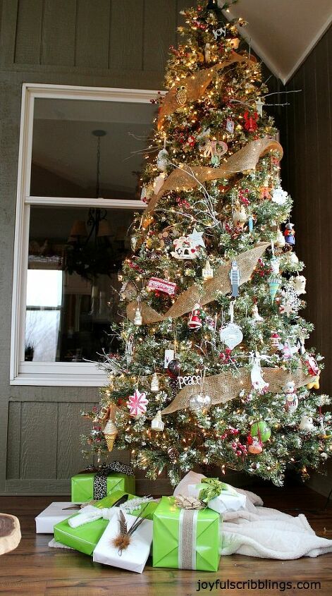 non traditional christmas wrap, seasonal holiday d cor, My Christmas tree