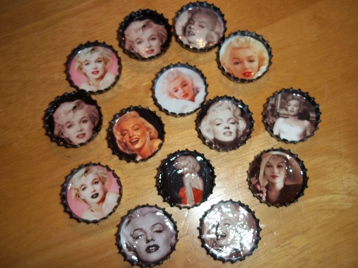 bottle cap projects, crafts, Marilyn Monroe Magnets