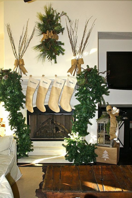 christmas cottage tour, seasonal holiday d cor, wreaths, Our Texas size decorated mantel By Lisa Paul Designs