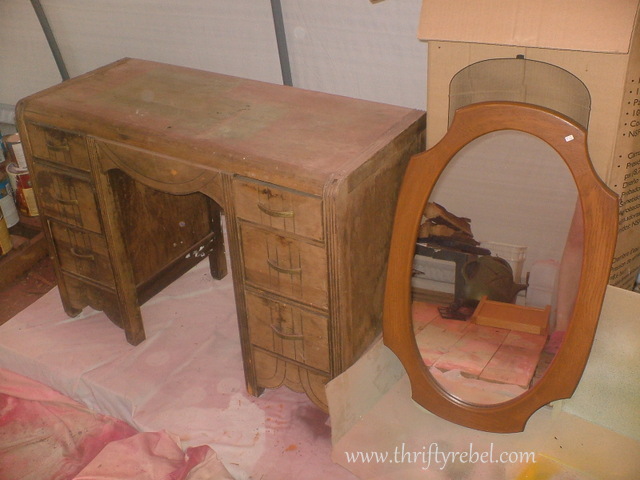 vanity and mirror makeover, home decor, painted furniture, Vanity and Mirror Before