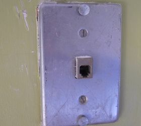 i used to have a wall phone in the kitchen the metal plate is still there and as you