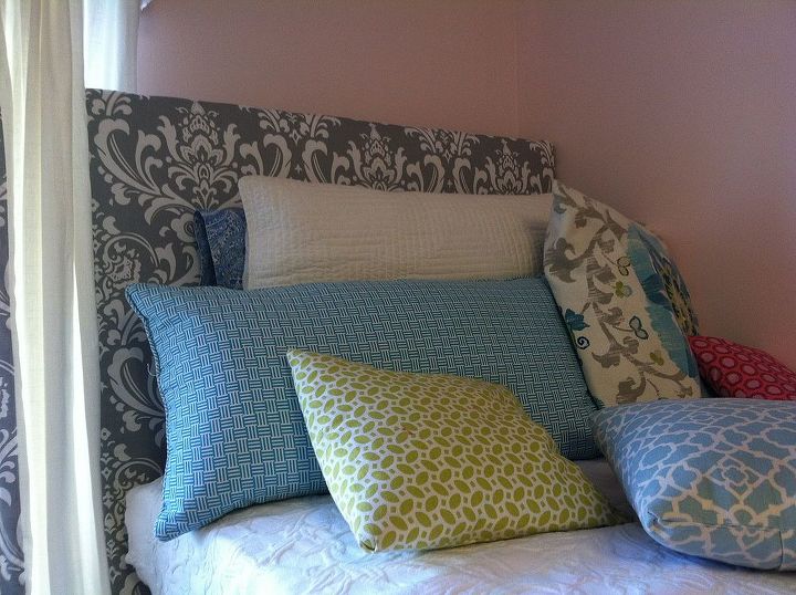 easy dorm headboard tutorial, bedroom ideas, home decor, Dorm headboard project super easy Great for a dorm bed or sorority bed Plywood fabric batting staple gun finished