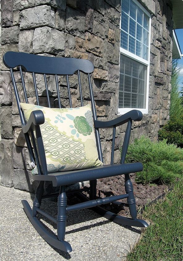 i exterior painted a 15 rocking chair from goodwill now i can rock and no one will, painted furniture