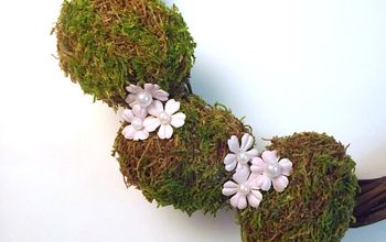 Spring Wreath With DIY Mossy Eggs