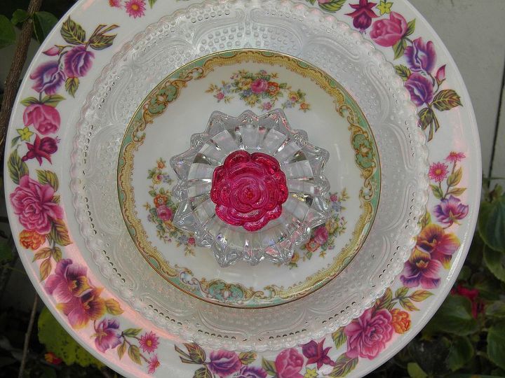 more plate flowers i ve made for gifts and to sell, Made this plate for my neighbor for Christmas