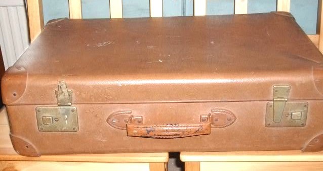 re purposing an old vintage battered suitcase, home decor, repurposing upcycling, Vintage suitcase before