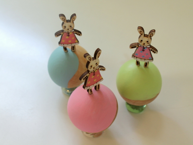 kids table easter decor, crafts, easter decorations, painted furniture, seasonal holiday decor