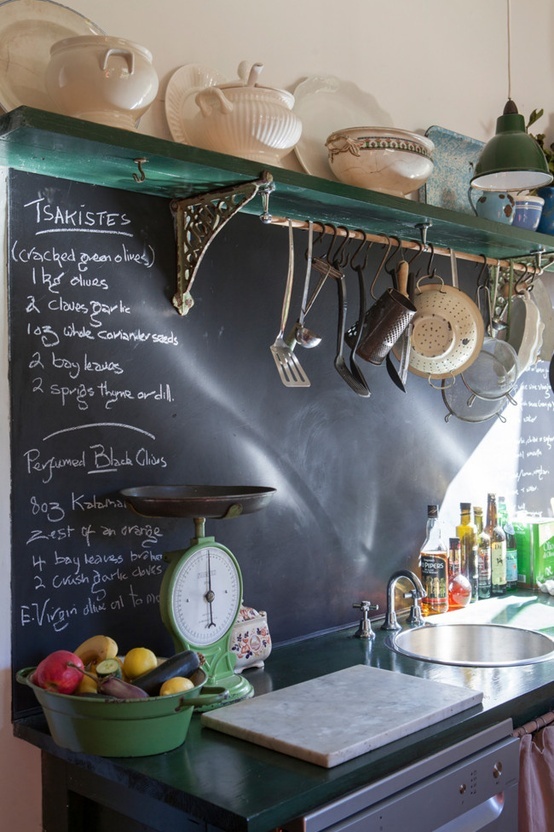 trendy and unique backsplash ideas, home decor, kitchen backsplash, kitchen design, wall decor, A chalkboard backsplash lets you choose your design and change it at your whim Chalkboards are also great places to write grocery lists and keep a recipe at eye level Source