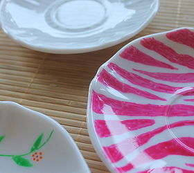 using glass markers to paint on plates think pink, crafts, flowers, Plate painted with glass markers