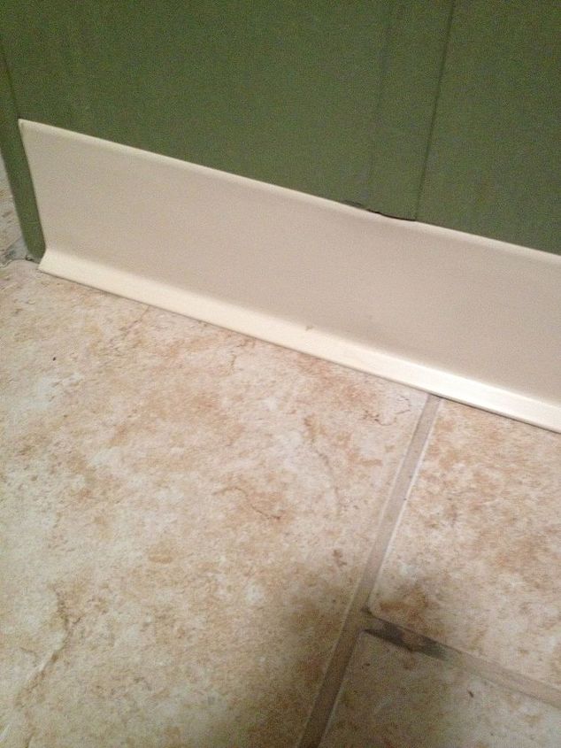 looking for white plastic mop boards, flooring, home maintenance repairs, This is what it looks like