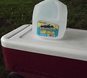 10 easy diy camping hacks from pinterest, crafts, outdoor living, Freeze Jugs of Drinking Water to Help Cut Down on Ice in the Cooler