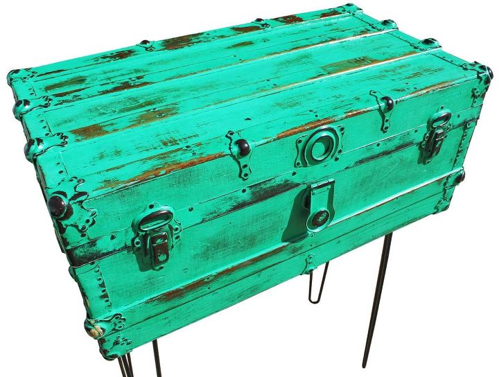mesa de perna em gancho do ba de armazenamento verde reciclado, Mesa de armazenamento de toras verde reciclada com pernas de gancho de cabelo por GadgetSponge com