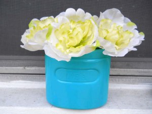 how to make your own signature designer vase, crafts, Another Beautiful Vase made out of a Tea canister