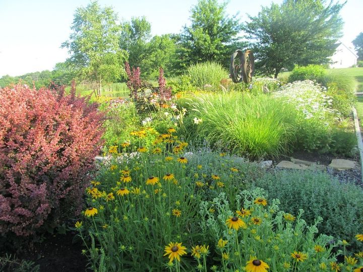 do you share views of your garden to encourage others to try it, flowers, gardening, perennials