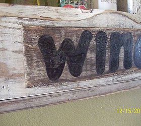 pallet wine bar, painting, pallet, woodworking projects, sign added and distressed