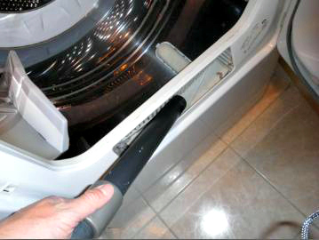 prevent a fire in the dryer, appliances, home maintenance repairs, how to, Vacuuming out the compartment for the lint trap