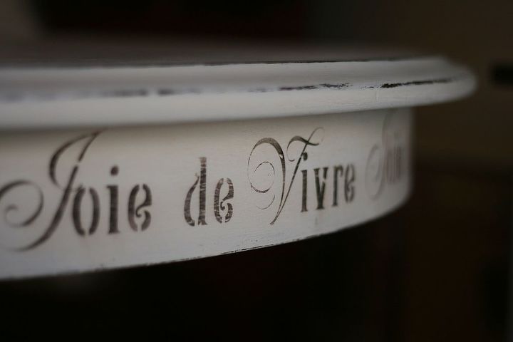 it is in the details, painted furniture