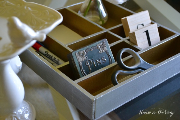 diy metallic painted desk tray, crafts, The divided spaces are great for organization