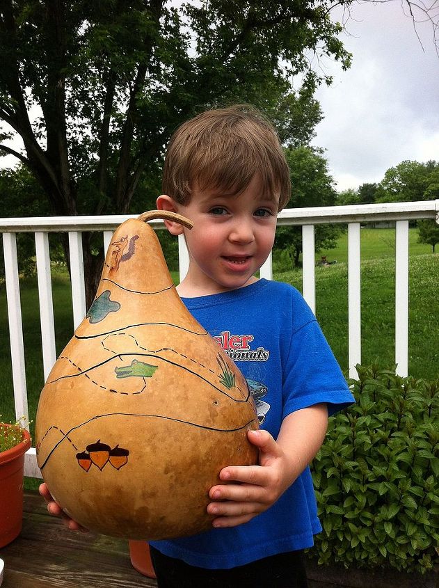 a puzzle of a gourd, crafts, Bug with his puzzle He loves it