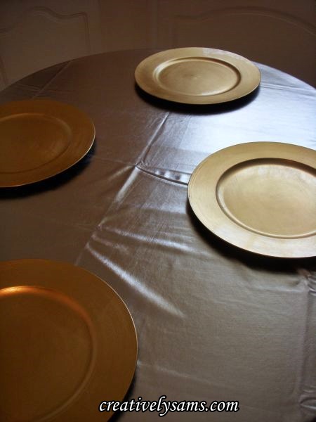 new year s tablescape, seasonal holiday decor, Then I added plain gold chargers