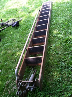 tengo una escalera rodante antigua