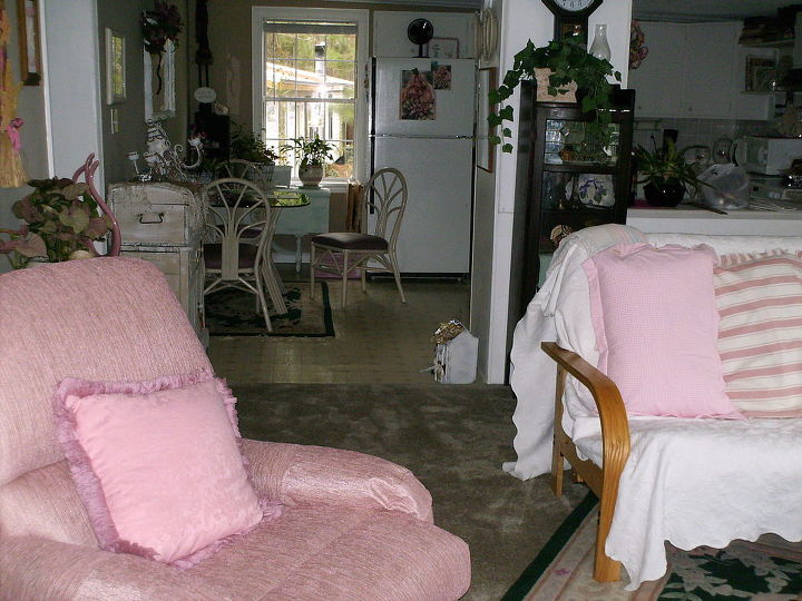 garage sale and thrift store finds for my gulf coast beach cottage, home decor, living room ideas, Shhhh 300 00 Recliner