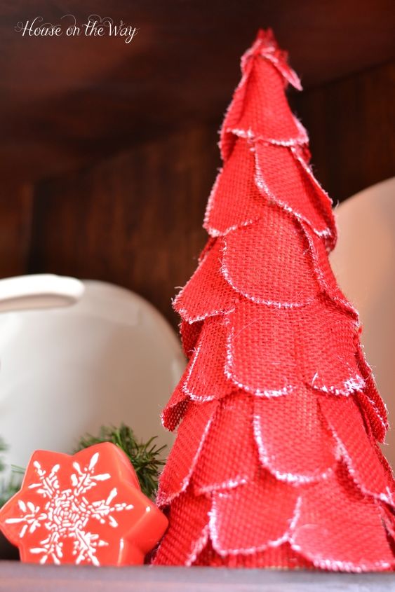diy set of 5 cone christmas trees, christmas decorations, crafts, seasonal holiday decor, Red burlap painted with white paint on the edges make a great little tree