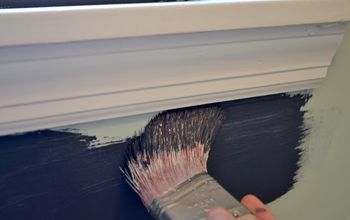 How to paint a straight line on your wall without using painter's tape.