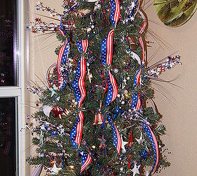 kitchen holiday tree, christmas decorations, easter decorations, patriotic decor ideas, seasonal holiday decor, American Patriot Tree 4th of July Labor Day and 9 11