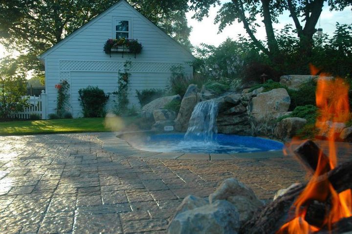 choosing between a pond and a spa, outdoor living, ponds water features, Natural Gas Campfire