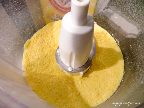 pastilhas de detergente de roupa caseiro, Misture o em um p fino para que ele se dissolva bem em qualquer temperatura da gua